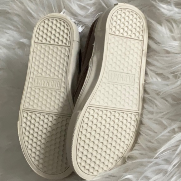 Old Navy Chestnut Slip-On Sneakers - Picture 6 of 8